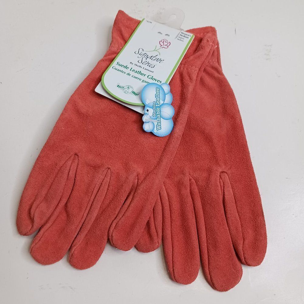 Vintage Signature Salmon Colored Women's size Medium Suede Leather Gloves